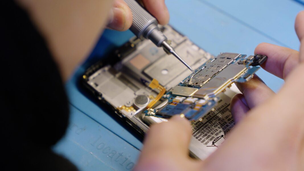 repair my phone today